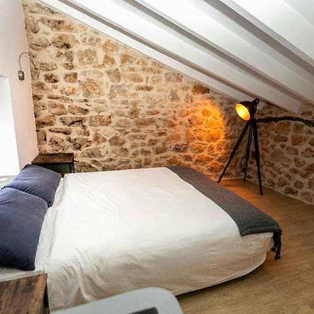 Casa Portelles دينايا المظهر الخارجي الصورة
