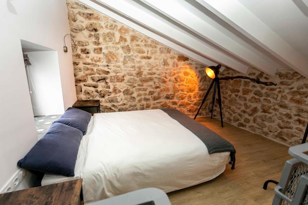Casa Portelles دينايا المظهر الخارجي الصورة